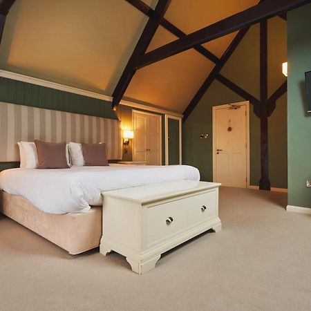 فندق Rose And Crown Yealmpton المظهر الخارجي الصورة