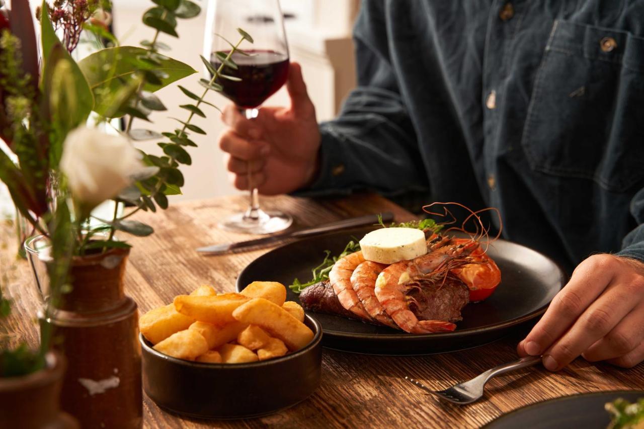 فندق Rose And Crown Yealmpton المظهر الخارجي الصورة