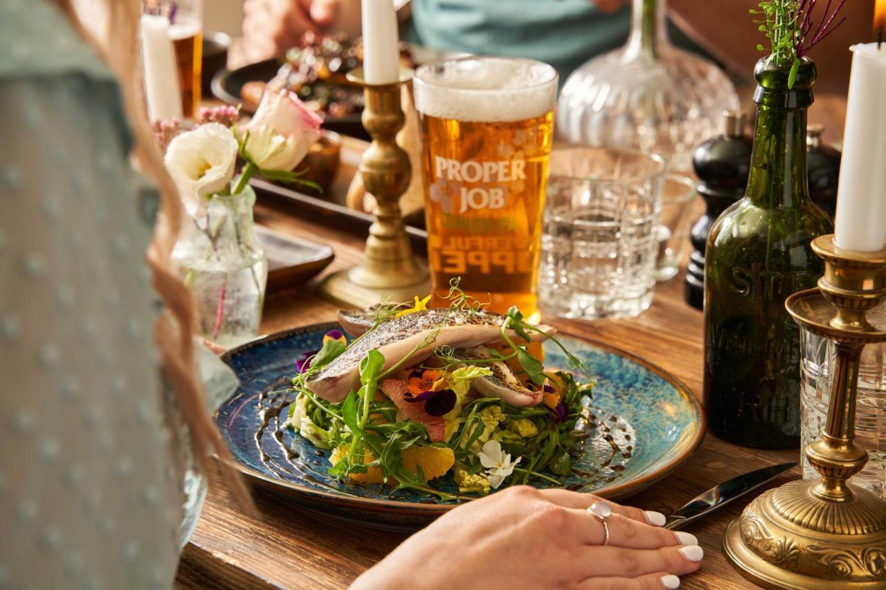 فندق Rose And Crown Yealmpton المظهر الخارجي الصورة