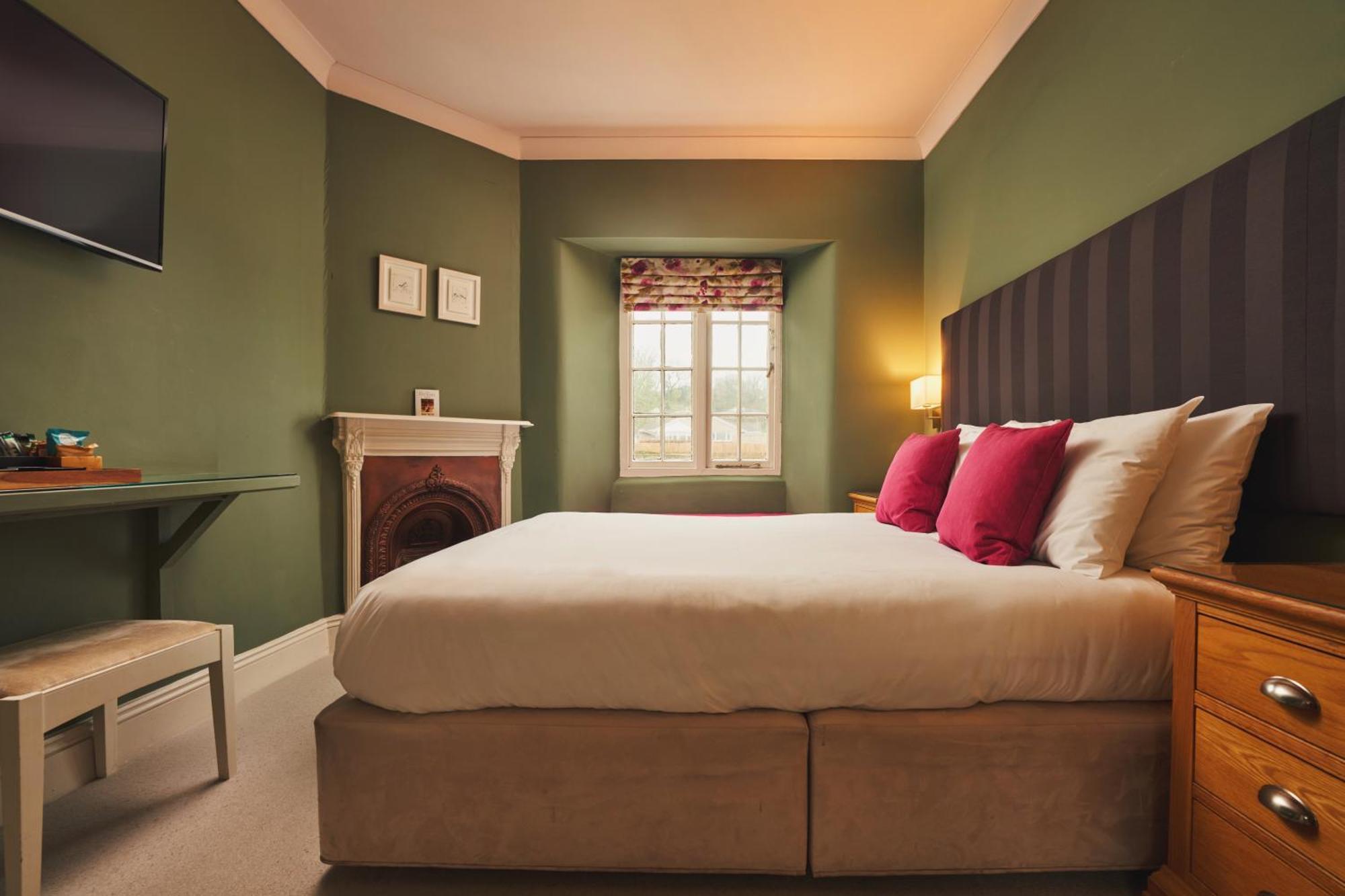 فندق Rose And Crown Yealmpton المظهر الخارجي الصورة